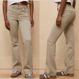 NWT American Eagle Kick Boot Khaki Pants Size 6